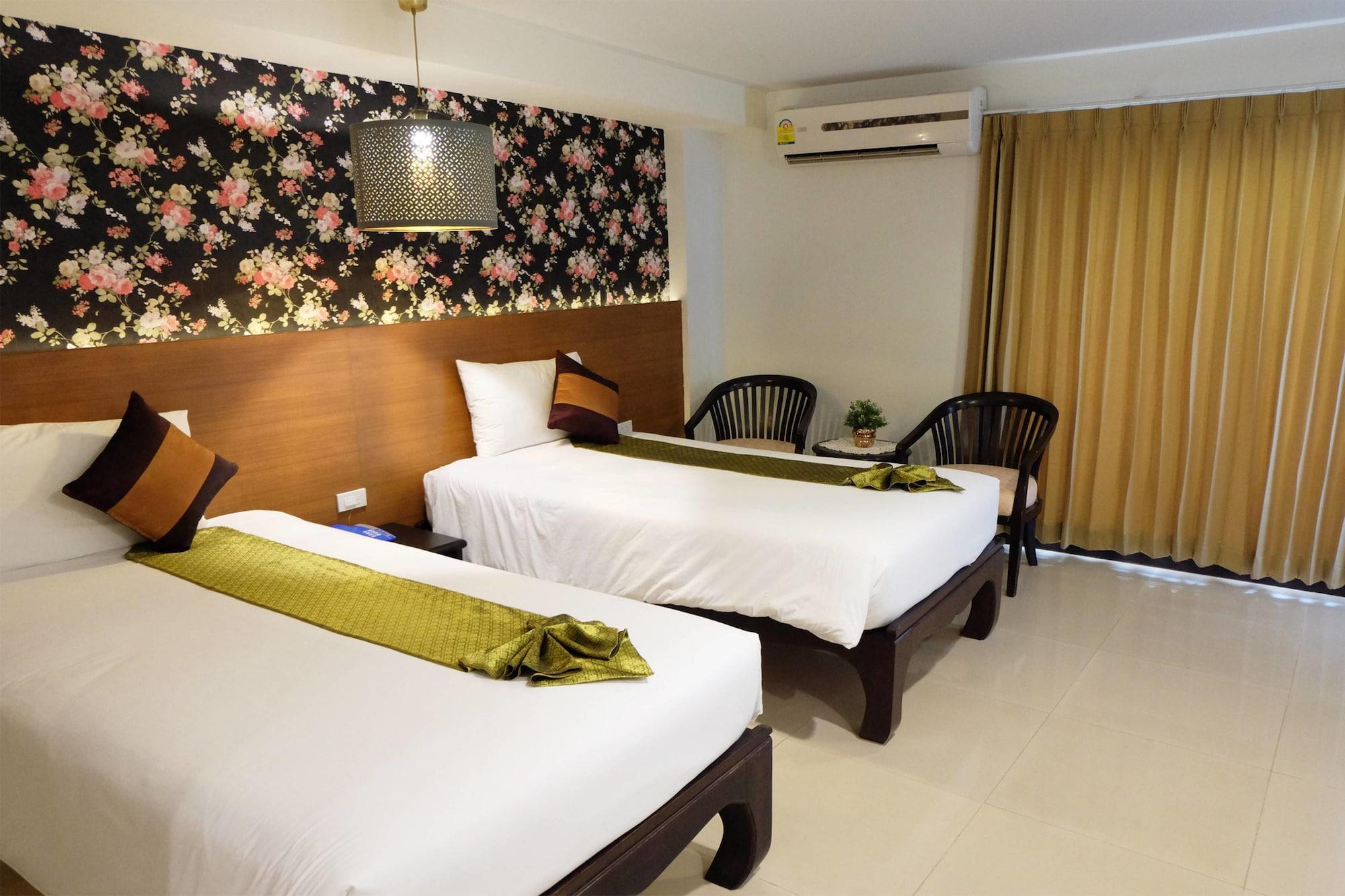 Grand Hill Resort And Spa Nakhon Sawan Εξωτερικό φωτογραφία