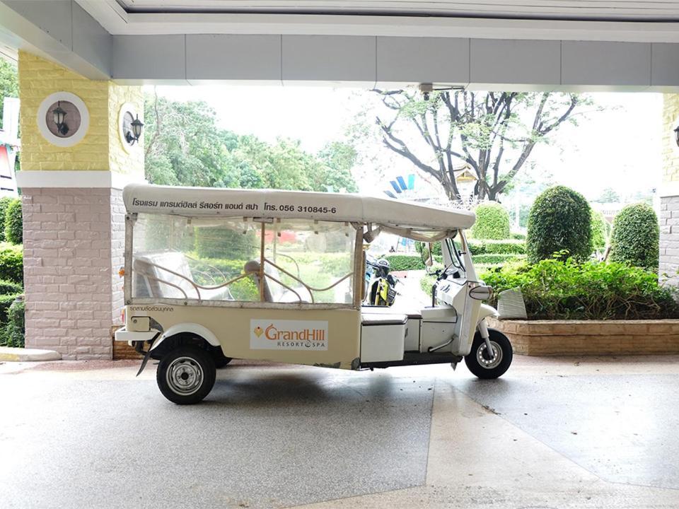 Grand Hill Resort And Spa Nakhon Sawan Εξωτερικό φωτογραφία