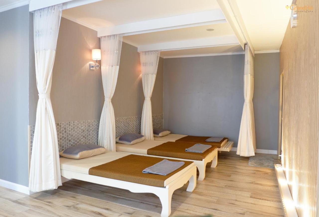 Grand Hill Resort And Spa Nakhon Sawan Εξωτερικό φωτογραφία